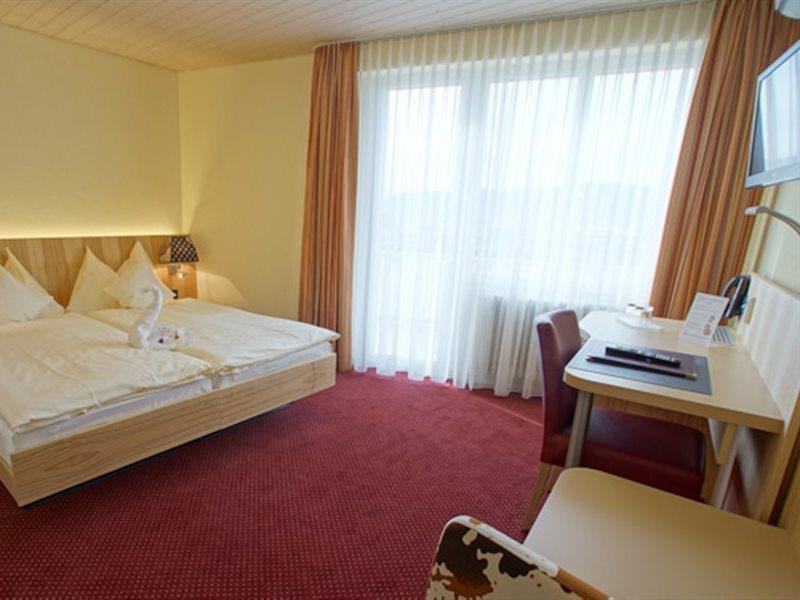 Fred Hotel Leonhardstrasse - Self Check-In Zurigo Esterno foto